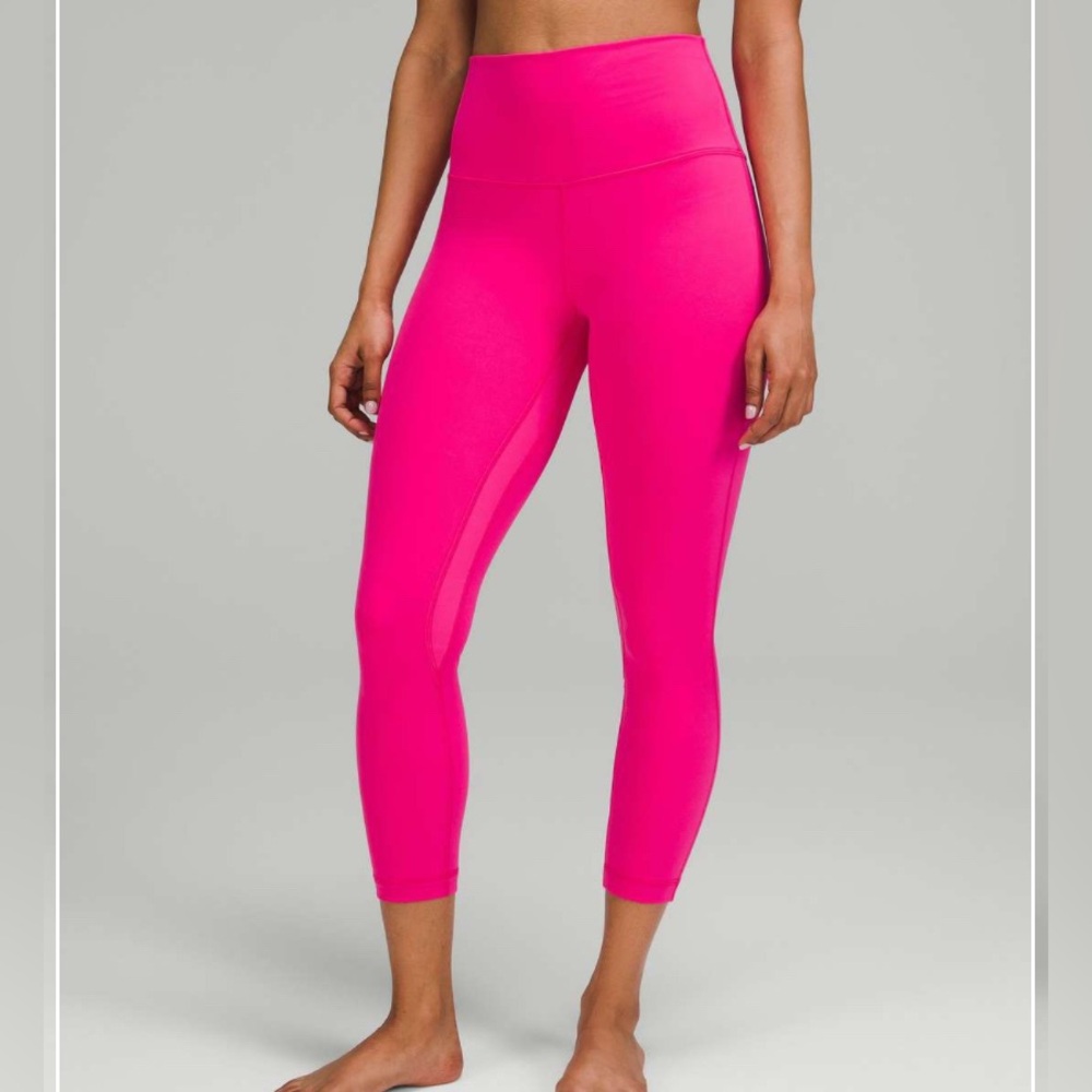 Lululemon Align High-Rise Crop 23"
Sonic Pink